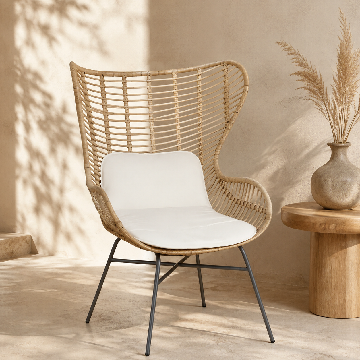 Fauteuil en rotin et métal