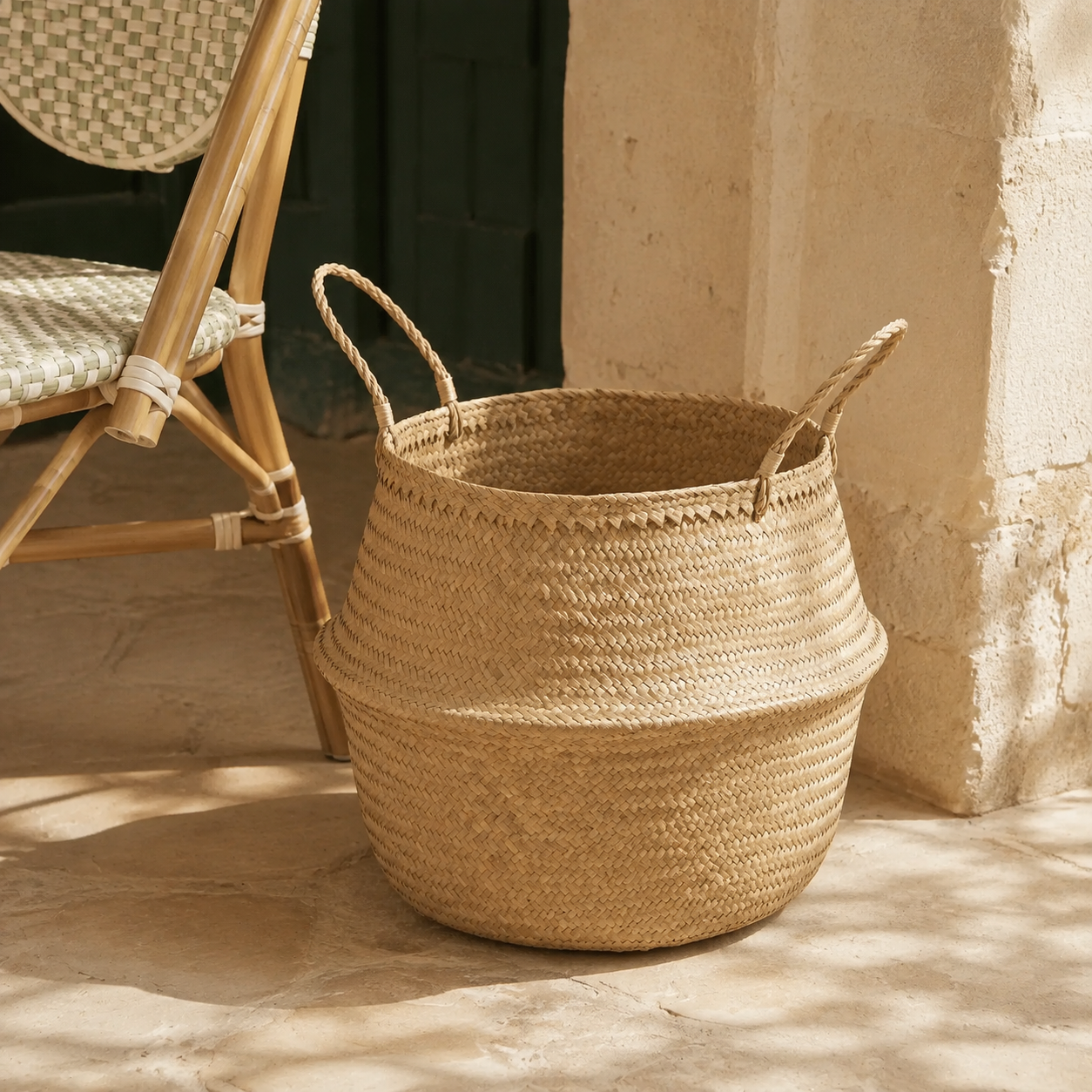 Panier en rotin avec anses