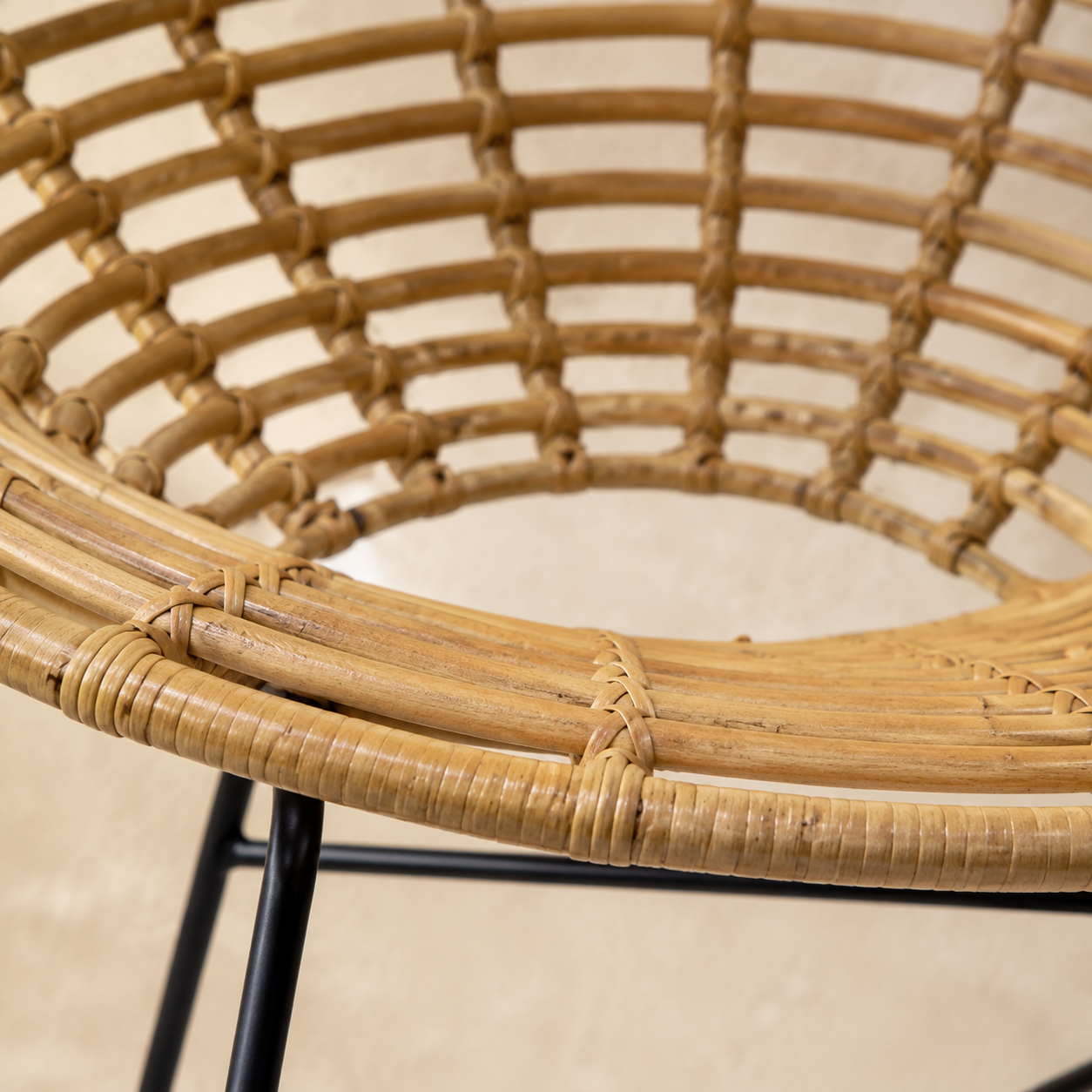 Fauteuil paon en rotin