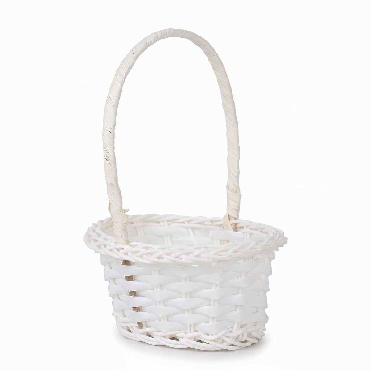 Mini cache-pot en rotin blanc sur fond blanc