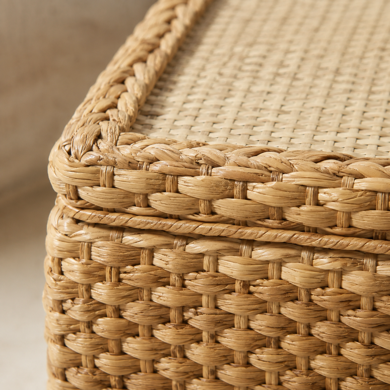 Banc coffre en rotin