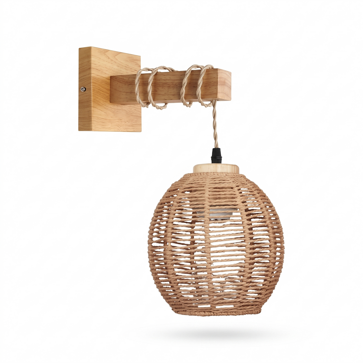 Applique boule suspendue en rotin et bois sur fond blanc